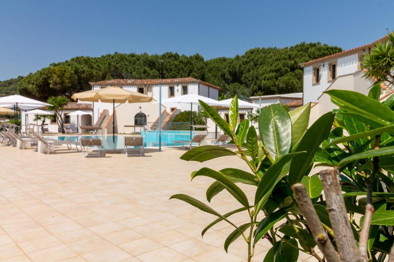 Museddu Beach Residence Cardedu Buitenkant foto