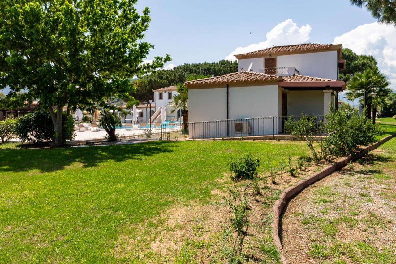 Museddu Beach Residence Cardedu Buitenkant foto